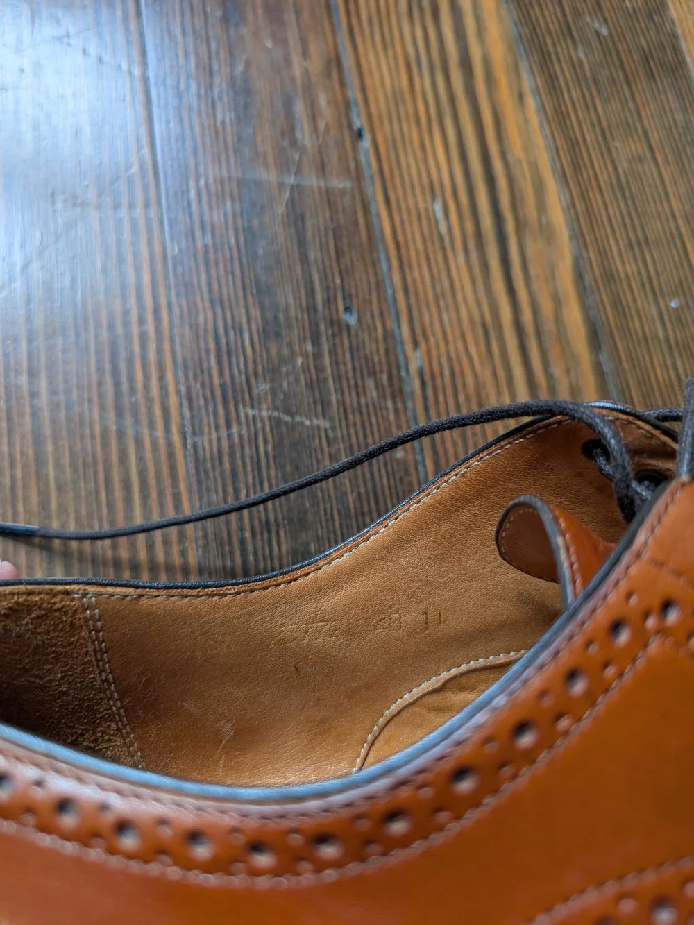 Beckett Simonon Men's British Tan Brogue Wingtip Leather Derby Shoes